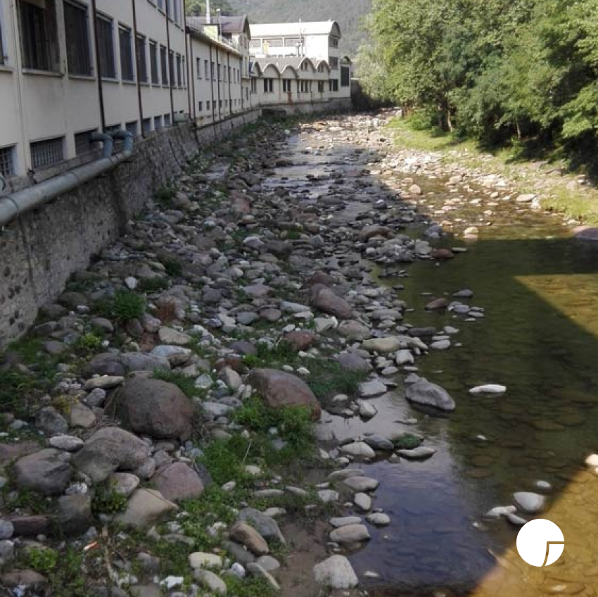 realizzazione scogliera alveo fiume mella frosio next -4