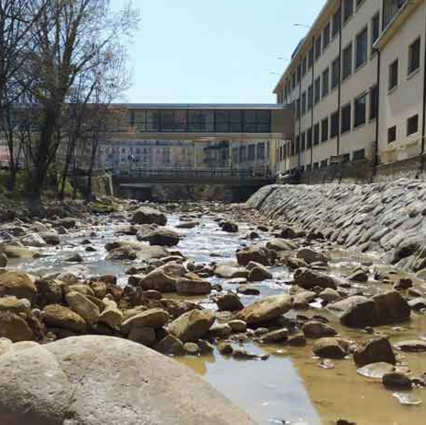 realizzazione scogliera in alveo fiume Mella frosio next -5 realizzazione scogliera in alveo fiume Mella frosio next -5